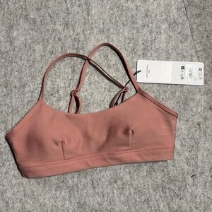 NWT ALO Yoga Airlift Intrigue Bra in Vintage Pink